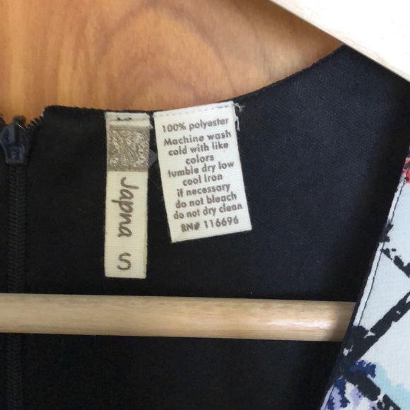 Japna floral dress - Picture 2 of 4